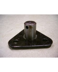 Jõusiirdevõlli kangi kinnituskronstein 80-4216105